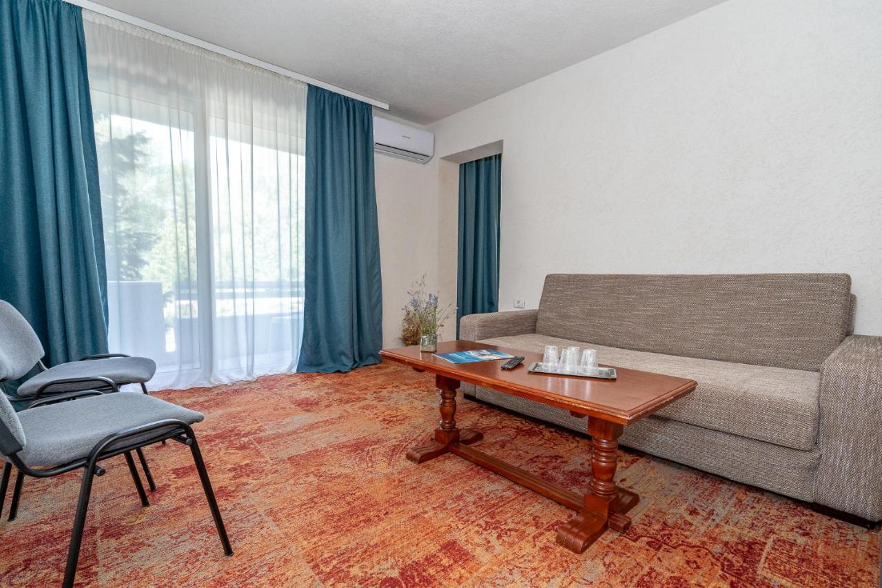 Hotel Irina Venus Luaran gambar