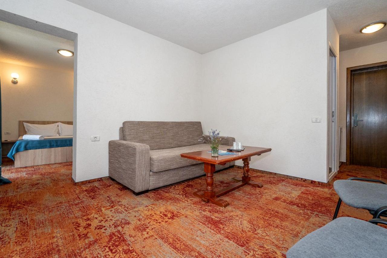 Hotel Irina Venus Luaran gambar