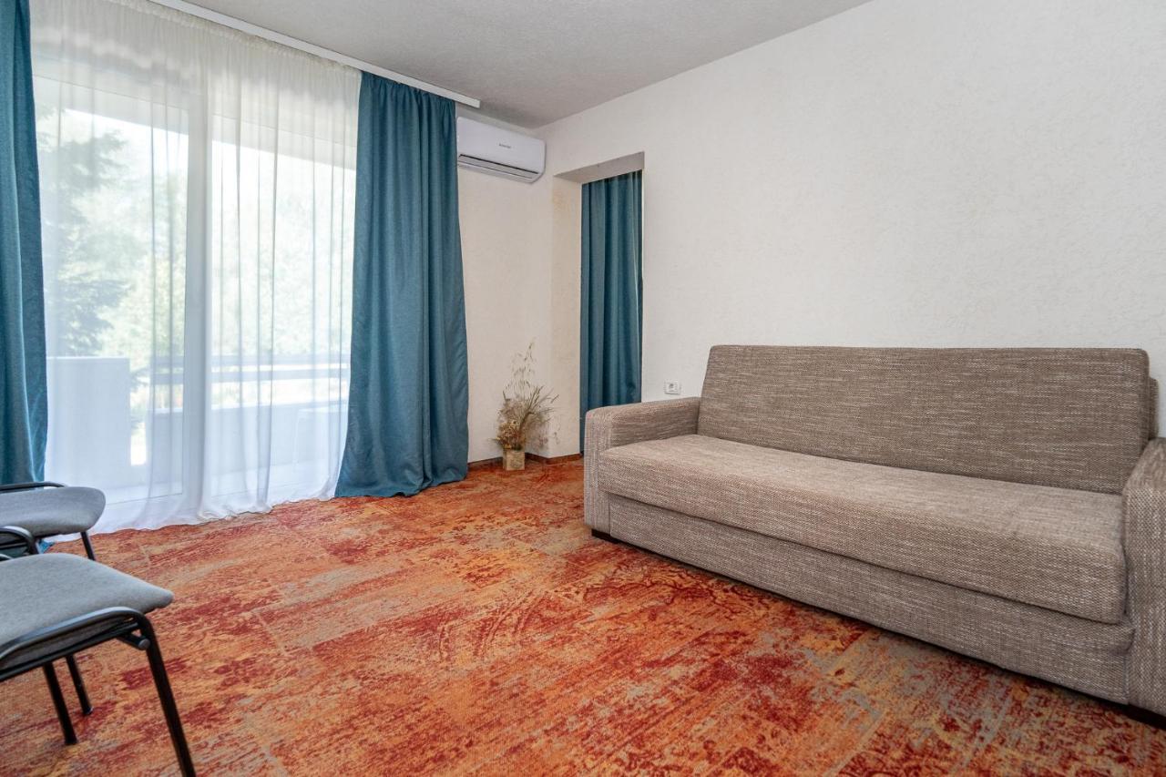 Hotel Irina Venus Luaran gambar